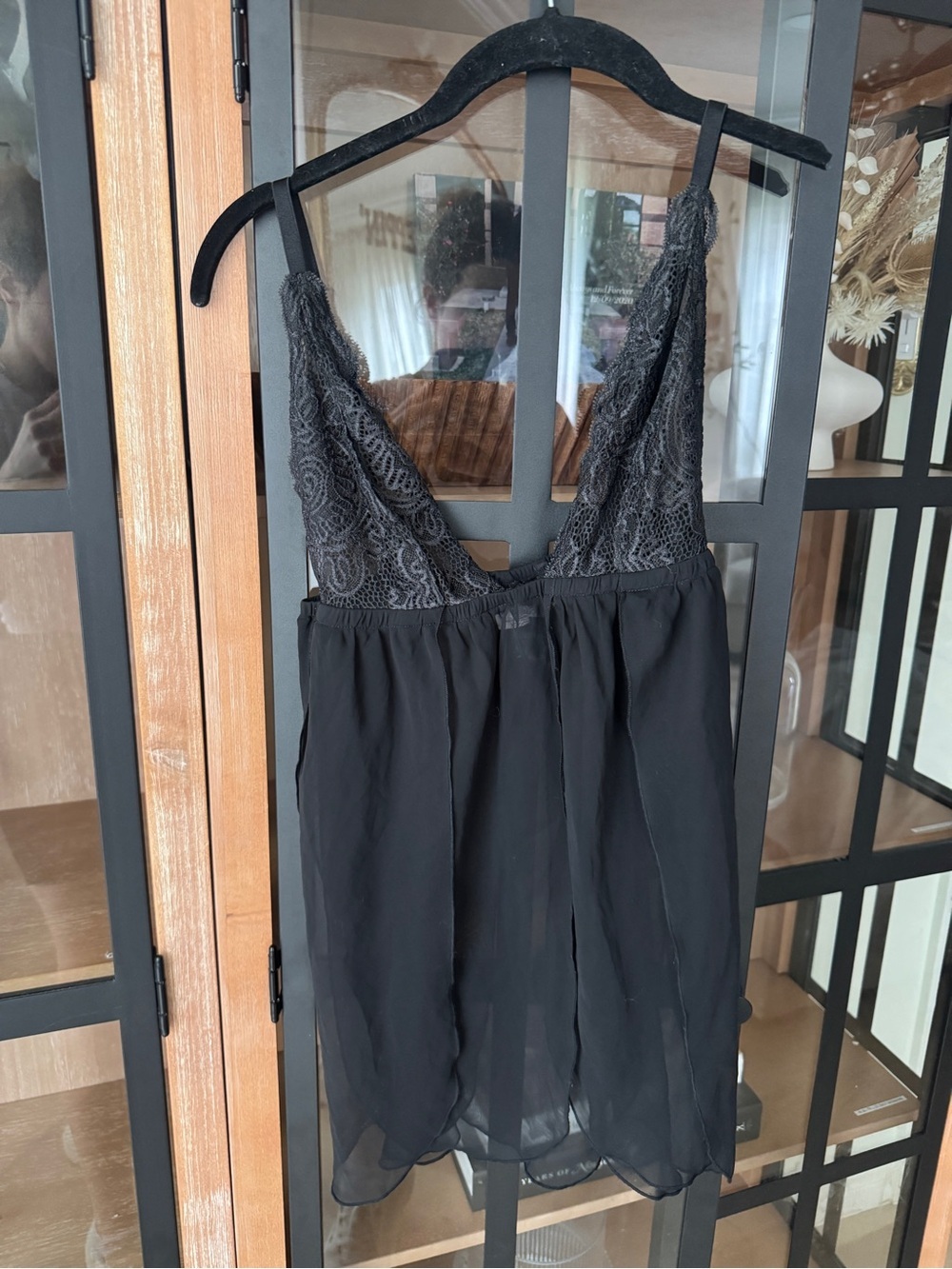 Vintage 2005 Victoria’s Secret lace babydoll top lingerie bra vneck cami gown